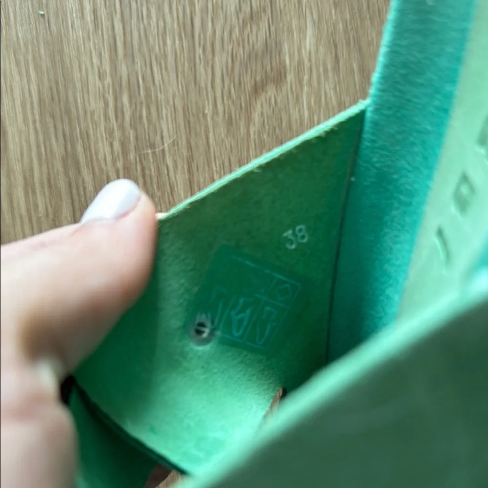 Women's Green Buckle Sandals - Picture 4 of 5